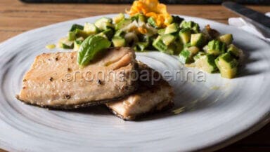 Trota salmonata con zucchine