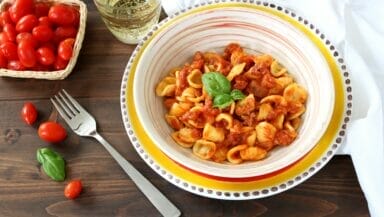 Orecchiette con ragu di salsiccia