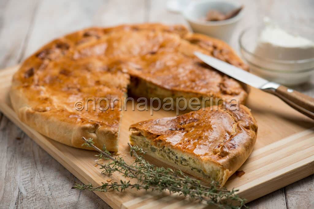 Torta salata con puntarelle
