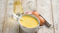 Salsa bernese, una salsa francese che piace molto