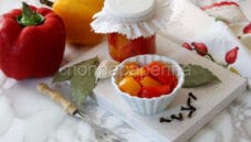 Peperoni sott’aceto , una semplice bontà