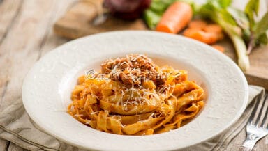 Tagliatelle con ragu di fagiano