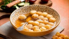 Pasta reale per brodo, un piatto dei miei ricordi