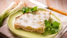 Torta rovesciata ai cipollotti: veloce e tutta bontà