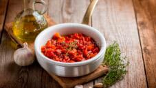 Sugo ai peperoni, un piacere dai molteplici benefici Sugo ai peperoni, un piacere dai molteplici benefici