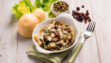 Insalata di Scarola ai capperi e scamorza