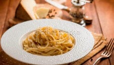 Spaghetti cacio e pepe, un piatto sempreverde Spaghetti cacio e pepe, un piatto sempreverde
