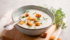 Crema di cavolfiore, ogni tanto ci sta! Crema di cavolfiore, ogni tanto ci sta!