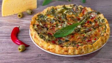 Torta rustica con olive e acciughe