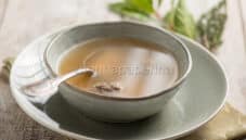 Zuppa di tartaruga, specialità della tradizione inglese Zuppa di tartaruga, specialità della tradizione inglese