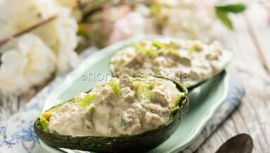 Avocado ripieno