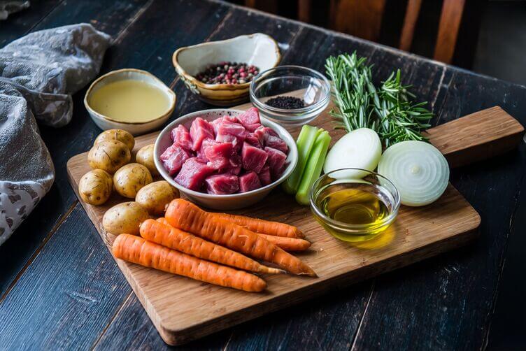 ingredienti spezzatinon con patate ingredienti spezzatinon con patate