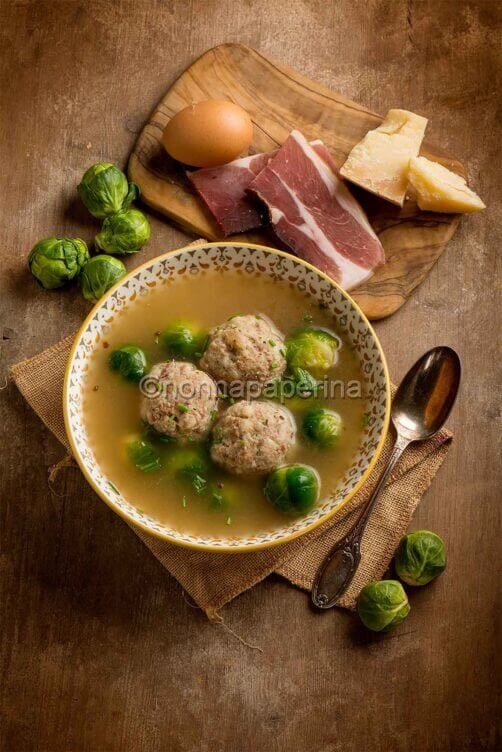 Canederli con cavoletti di Bruxelles Canederli con cavoletti di Bruxelles