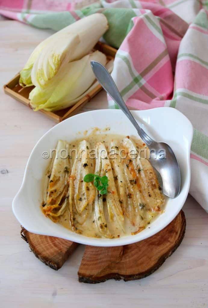 Indivia gratinata alle erbe