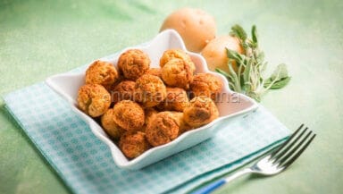 Polpette con carne di pollo e patate