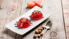 Gelo di melone con cioccolato fondente e pistacchi