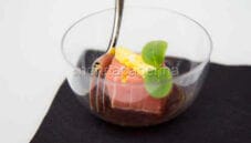 Tonno vitellato di Antonino Cannavacciuolo, un piatto unico Tonno vitellato di Antonino Cannavacciuolo, un piatto unico