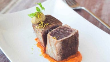 tranci di tonno alla polvere di cappero