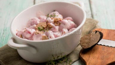 Gnocchi alla barbabietola con crema al tartufo