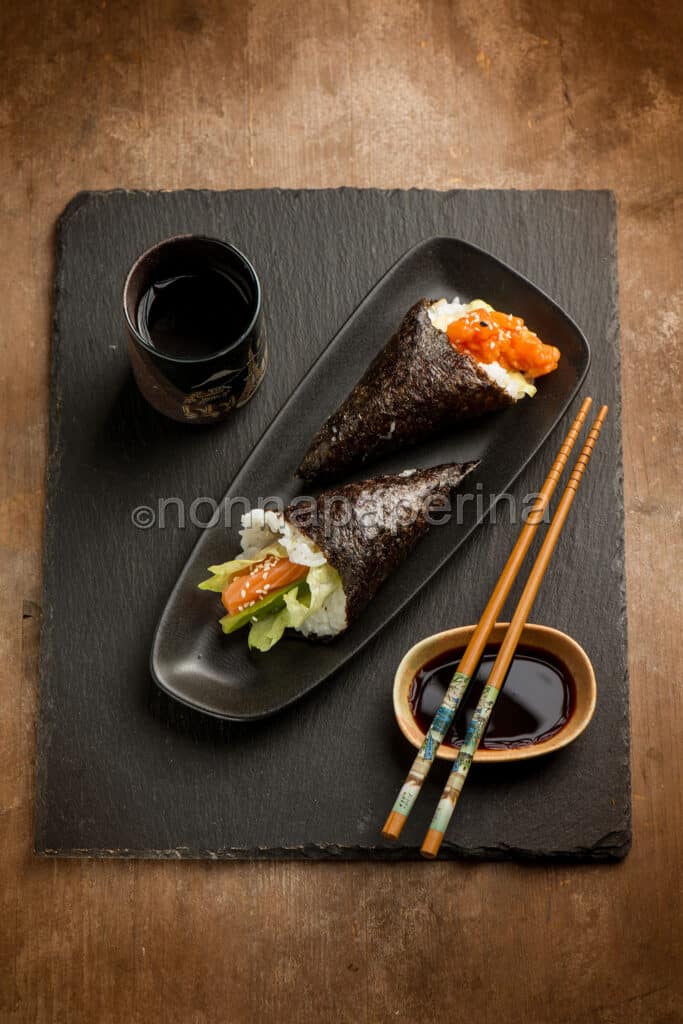 Temaki di salmone Temaki di salmone