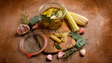 cardi selvatici sottolio