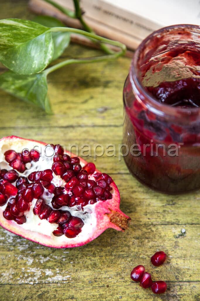 Confettura di melagrana Confettura di melagrana