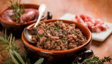 Ragù bianco, un condimento adatto a tutti Ragù bianco, un condimento adatto a tutti