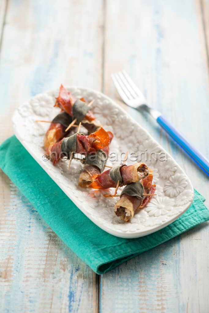 Prosciutto crudo con sorpresa di acciughe