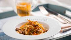 Ricetta degli Spaghetti di riso con carne e verdure