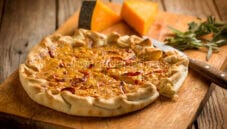 Torta salata con zucca e peperoni, una quiche unica Torta salata con zucca e peperoni, una quiche unica