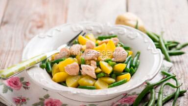 Pollo patate e fagiolini