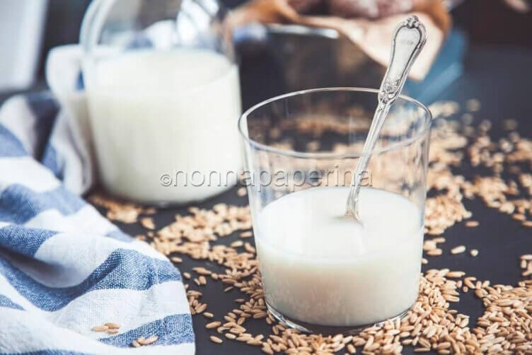 Latte di avena