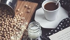 Latte di soia: una delle bevande vegetali piu conosciute