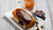 Pandolce al limone con crema al cioccolato, gustoso! Pandolce al limone con crema al cioccolato, gustoso!