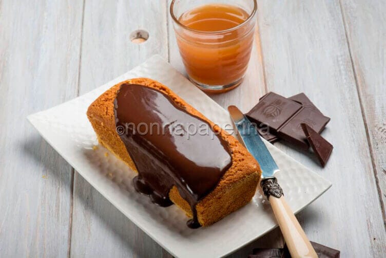 Pandolce al limone con crema al cioccolato, gustoso! Pandolce al limone con crema al cioccolato