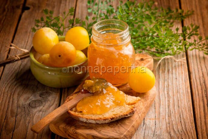 Yellow plum jam, an excellent recipe!