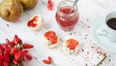 Confettura di pere piccante da servire con formaggi