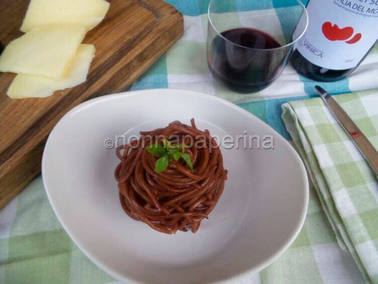 Spaghetti risottati alla Tintilia Spaghetti risottati alla Tintilia