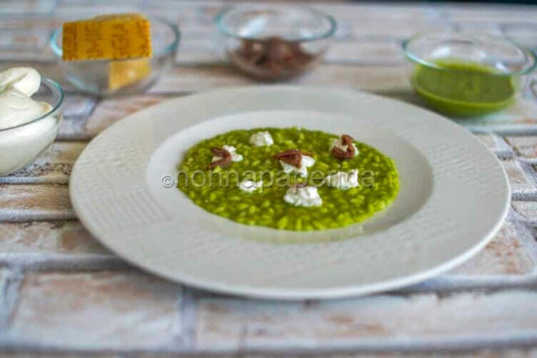 Risotto con cime di rapa e acciughe