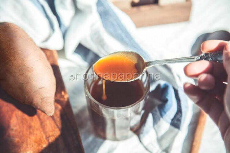 Sciroppo di Yacon , dolcificante per i diabetici sciroppo di yacon