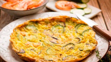 Frittata al forno con zucchine e gamberi