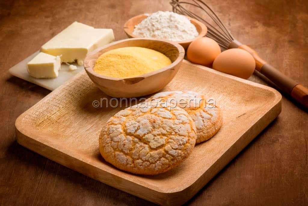 Prepariamo Il pan de mej (o pane di miglio), un dolce tipico lombardo