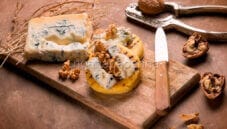 Bocconcini di polenta con gorgonzola e noci