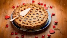 Crostata con pere cotogne e nocciole, pura golosità!