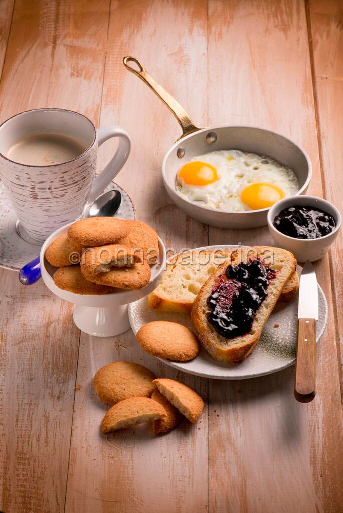 Biscottini alla quinoa Biscottini alla quinoa