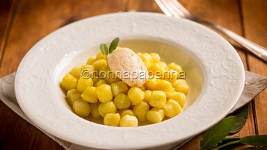 Gnocchi di melanzane alla farina di ceci