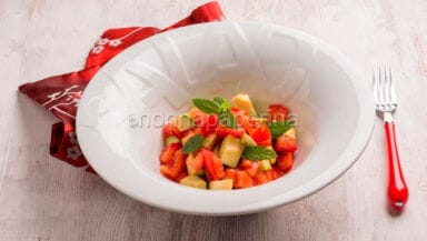 insalata di ceci avocado e pomodorini