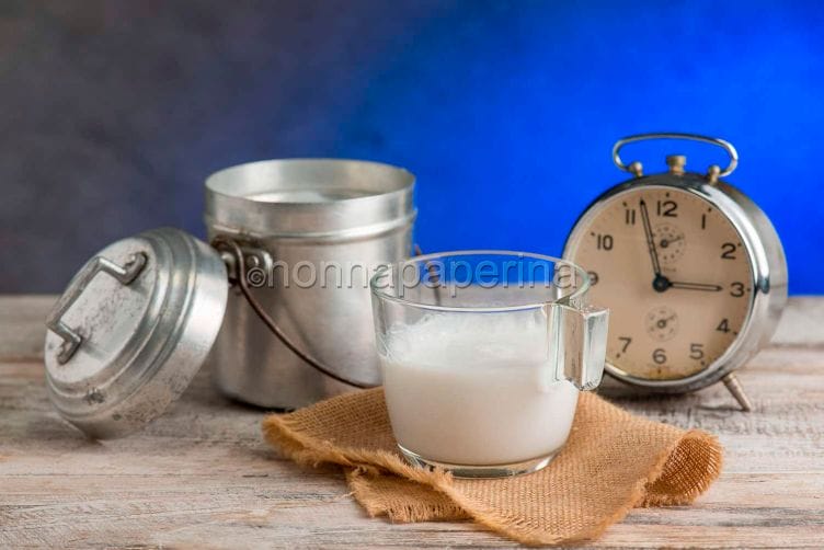 Latte di pecora, utilizzato per la produzione di formaggi Latte di pecora