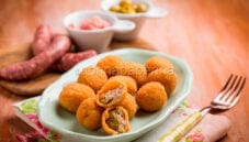 Olive ascolane : contorno appetitoso dal ripieno goloso