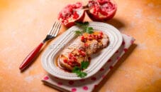 Tacchino alla melagrana, un piatto raffinato